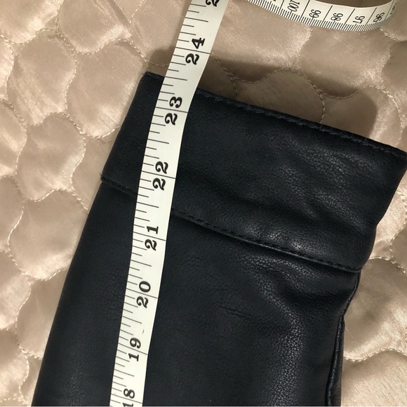 Levi’s Sherpa-Lined Faux Leather Trucker Jacket w/ Fringe & Serape Back Panel  L - Picture 9 of 12